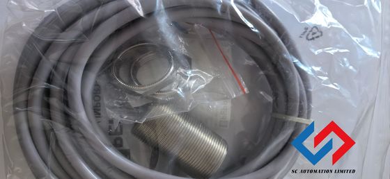 P+F NJ10-30GM50-E2 Inductive Sensor NO PNP 10mm Flush