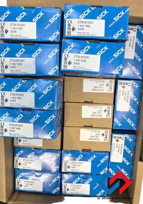 SICK Dt35 B15251 Distance Sensor Time Of Flight Sensor For Natural Objects